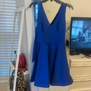 Super cute blue dress!